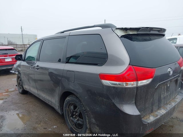 Продаж на аукціоні авто 2012 Toyota Sienna Le V6, vin: 5TDKK3DC6CS226649, номер лоту: 12591539
