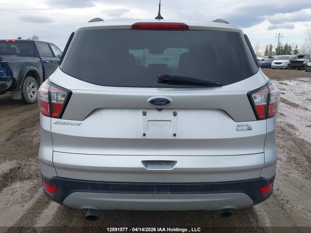 1FMCU9HD6JUB56160 Ford ESCAPE SEL