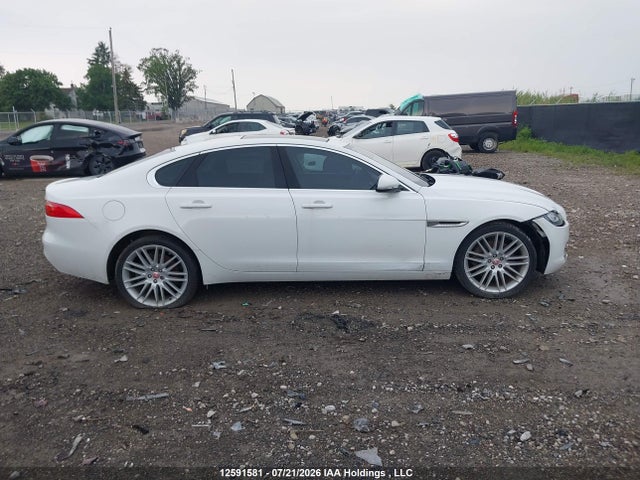 SAJBK4BV2HCY34978 Jaguar Xf 35t Prestige