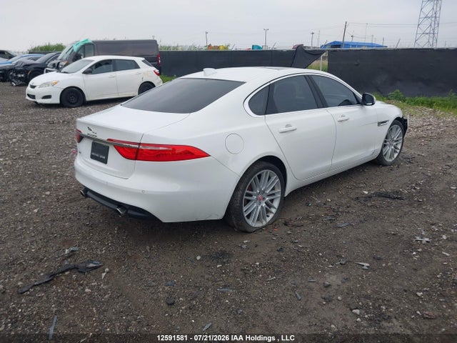 SAJBK4BV2HCY34978 Jaguar Xf 35t Prestige
