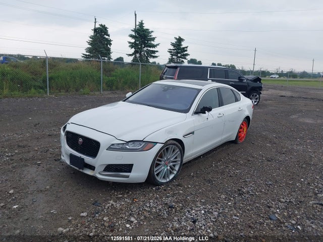 SAJBK4BV2HCY34978 Jaguar Xf 35t Prestige