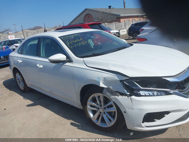 1VWUA7A31LC005577 Volkswagen Passat Highline