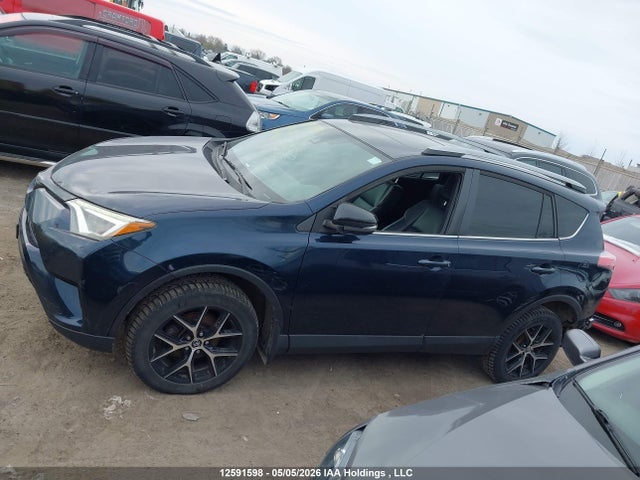 12591598 :رقم المزاد ، 2T3JFREV6HW689285 vin ، 2017 Toyota Rav4 Se مزاد بيع