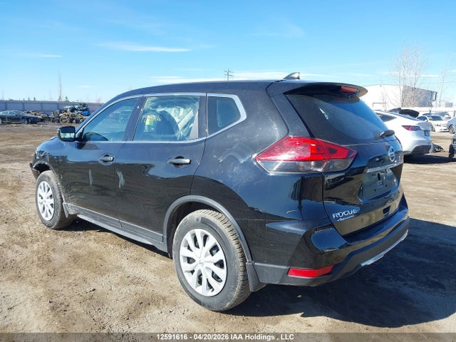 12591616 :رقم المزاد ، 5N1AT2MT4HC737168 vin ، 2017 Nissan Rogue S/sv مزاد بيع
