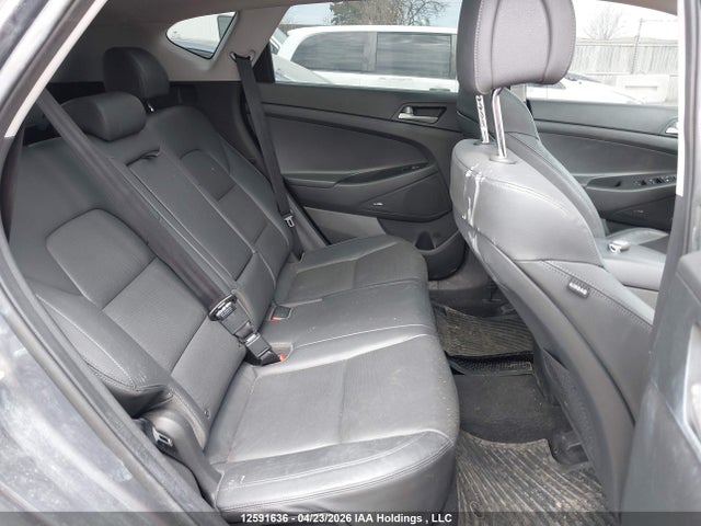 12591636 :رقم المزاد ، KM8J3CA45JU834544 vin ، 2018 Hyundai Tucson Luxury 2.0l مزاد بيع
