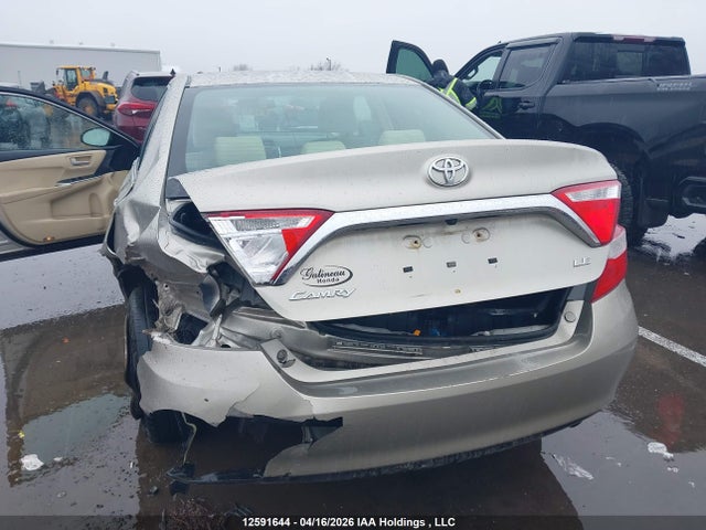 12591644 :رقم المزاد ، 4T1BF1FKXHU768218 vin ، 2017 Toyota Camry مزاد بيع