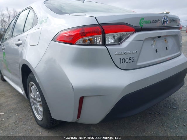 JTDBCMFE6R3062833 Toyota Corolla Le/se/xle/night Shade