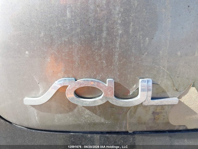 KNDJN2A22G7383328 KIA Soul