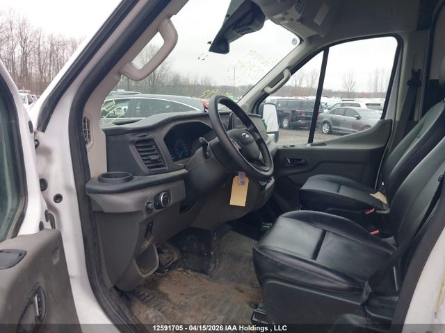12591705 :رقم المزاد ، 1FTBR2X85SKA81493 vin ، 2025 Ford Transit T-250 مزاد بيع