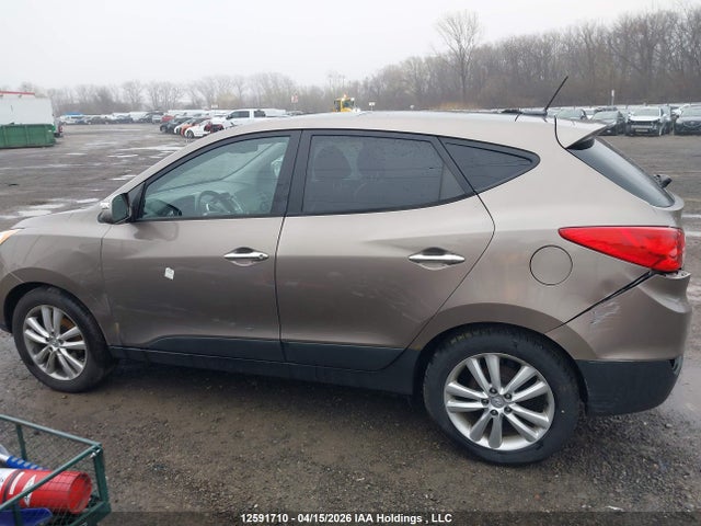 12591710 :رقم المزاد ، KM8JUCAC7AU025261 vin ، 2010 Hyundai Tucson Gls/limited مزاد بيع