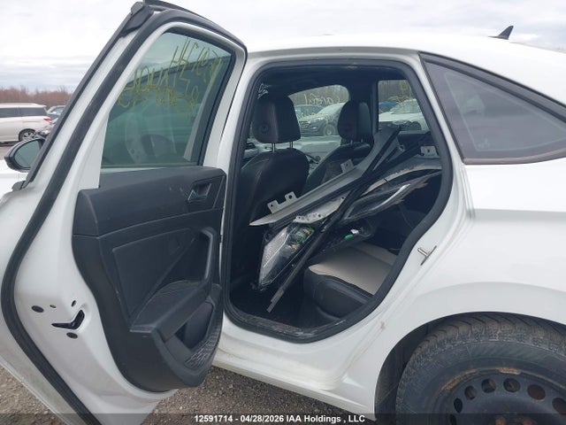 3VWW57BU7KM026306 Volkswagen Jetta 1.4 Tsi Highline