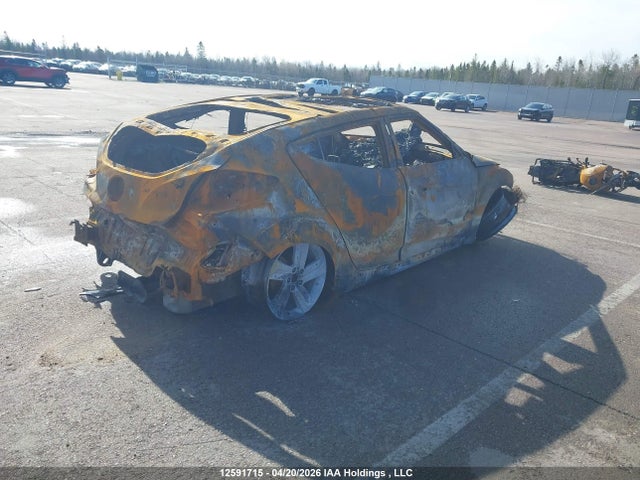 2014 Hyundai Veloster Turbo მანქანა იყიდება აუქციონზე, vin: KMHTC6AE1EU185673, აუქციონის ნომერი: 12591715