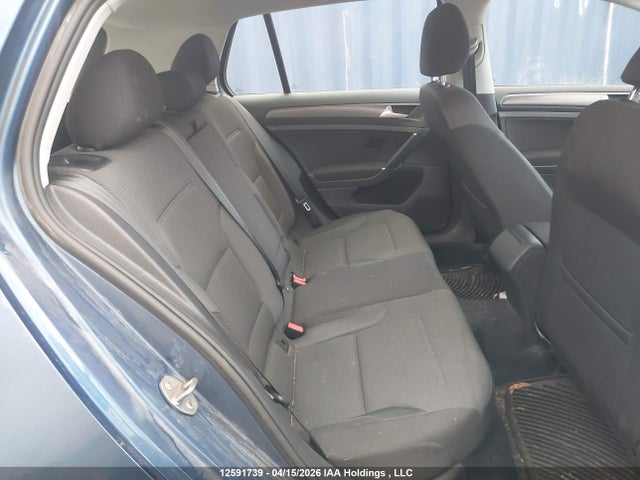 12591739 :رقم المزاد ، 3VWW57AU0MM002093 vin ، 2021 Volkswagen Golf مزاد بيع