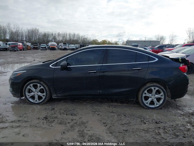 1G1BF5SM0J7100069 Chevrolet Cruze