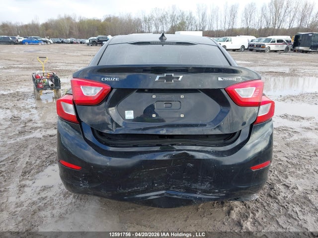1G1BF5SM0J7100069 Chevrolet Cruze