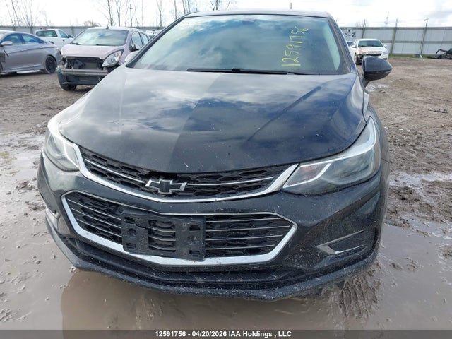 1G1BF5SM0J7100069 Chevrolet Cruze
