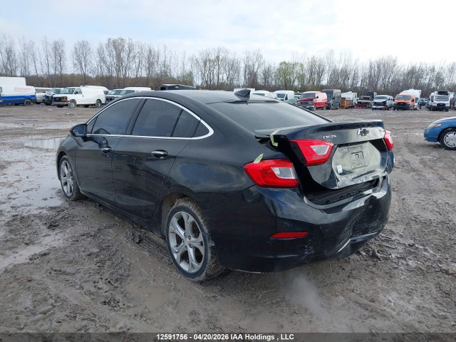 1G1BF5SM0J7100069 Chevrolet Cruze
