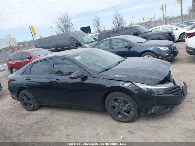 KMHLM4AG6MU140911 Hyundai Elantra Preferred Ivt