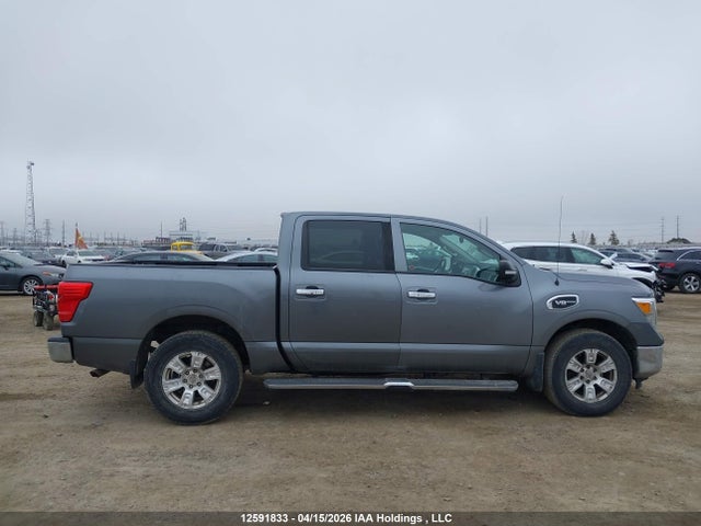 1N6AA1EJ3HN528944 Nissan Titan Platinum Reserve/pro-4x/s/sl/sv