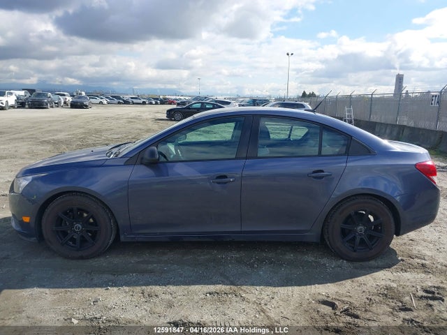 1G1PL5SH6E7138817 Chevrolet CRUZE LS