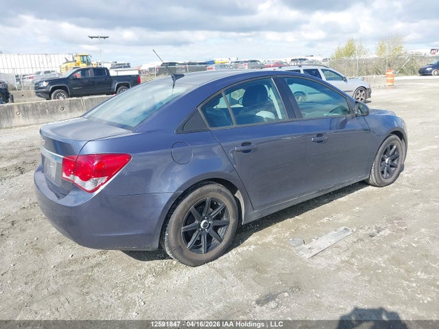 1G1PL5SH6E7138817 Chevrolet CRUZE LS