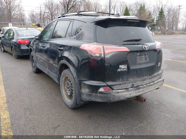 2T3BFREVXHW639820 Toyota RAV4 LE