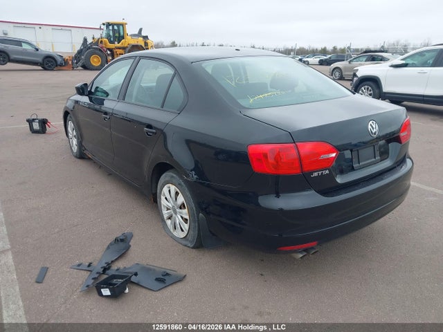 Продаж на аукціоні авто 2013 Volkswagen Jetta 2.0l Trendline/2.0l Trendline+, vin: 3VW2K7AJ5DM438807, номер лоту: 12591860