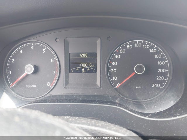 Продаж на аукціоні авто 2013 Volkswagen Jetta 2.0l Trendline/2.0l Trendline+, vin: 3VW2K7AJ5DM438807, номер лоту: 12591860