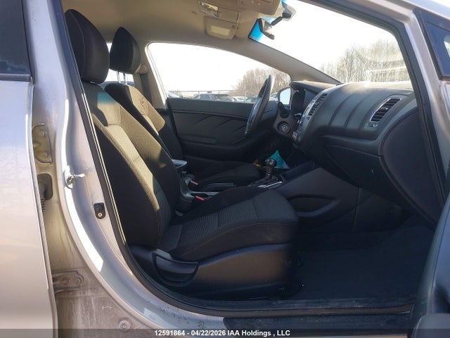 3KPFK4A73JE216358 KIA Forte Lx/lx+