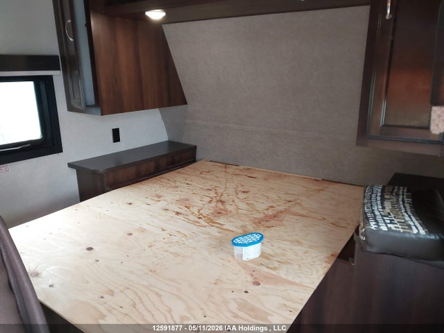 2018 Jayco Eagle 284bhs მანქანა იყიდება აუქციონზე, vin: 1UJBJ0BR7J17S0506, აუქციონის ნომერი: 12591877