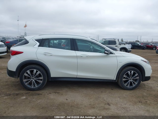 SJKCH5CRXHA020885 Infiniti Qx30 Luxury/premium/sport