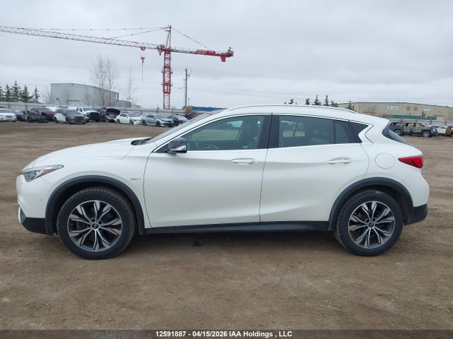 SJKCH5CRXHA020885 Infiniti Qx30 Luxury/premium/sport