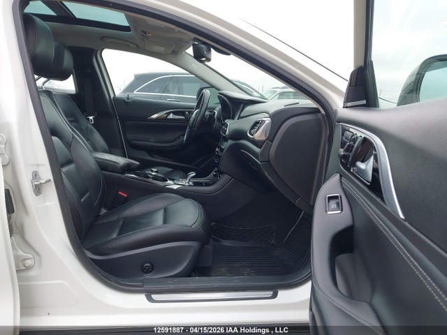 SJKCH5CRXHA020885 Infiniti Qx30 Luxury/premium/sport