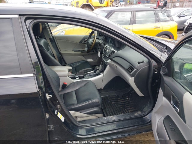 Продаж на аукціоні авто 2015 Honda Accord Lx, vin: 1HGCR2F37FA800637, номер лоту: 12591898