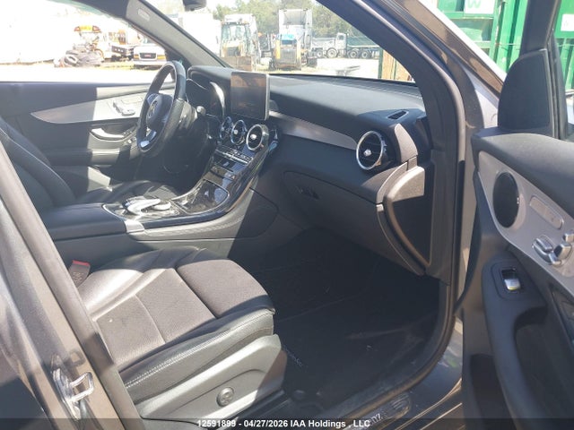 WDC0G4KB8JV022084 Mercedes-Benz Glc 300 4matic