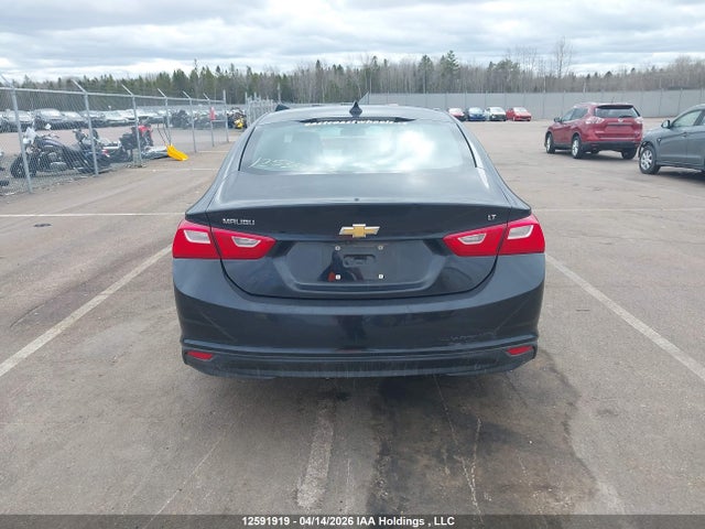 1G1ZE5ST2HF154661 Chevrolet MALIBU 1LT