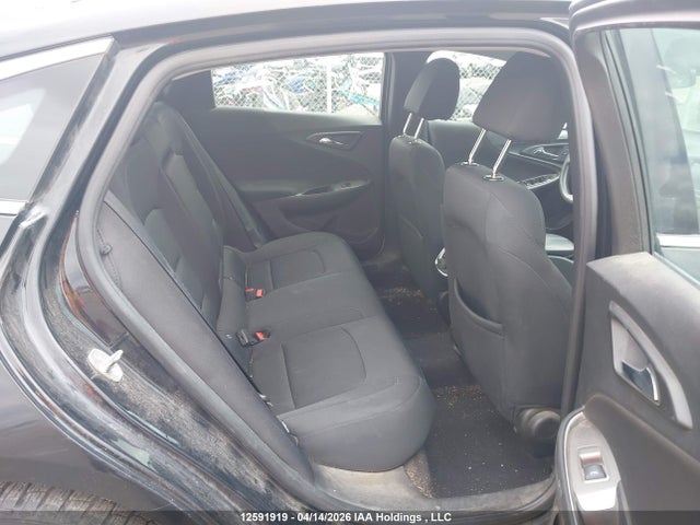 1G1ZE5ST2HF154661 Chevrolet MALIBU 1LT