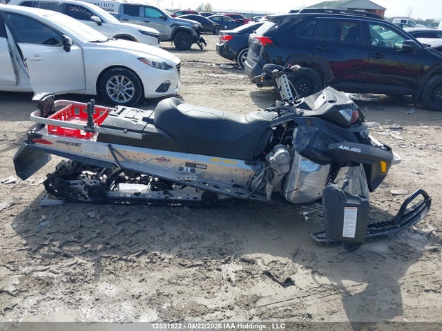 Skidoo Expedition 2015 YH2SSRFC0FR000107 Image 5