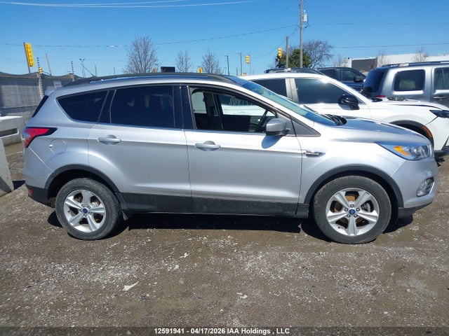 2017 Ford Escape Se მანქანა იყიდება აუქციონზე, vin: 1FMCU0GD0HUB31956, აუქციონის ნომერი: 12591941