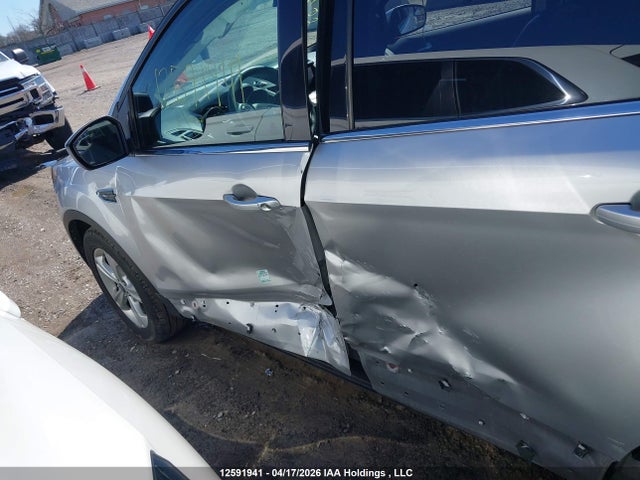2017 Ford Escape Se მანქანა იყიდება აუქციონზე, vin: 1FMCU0GD0HUB31956, აუქციონის ნომერი: 12591941