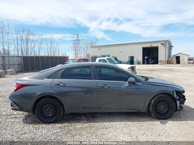 2025 Hyundai Elantra Luxury Hybrid მანქანა იყიდება აუქციონზე, vin: KMHLN4DJ9SU128978, აუქციონის ნომერი: 12591944