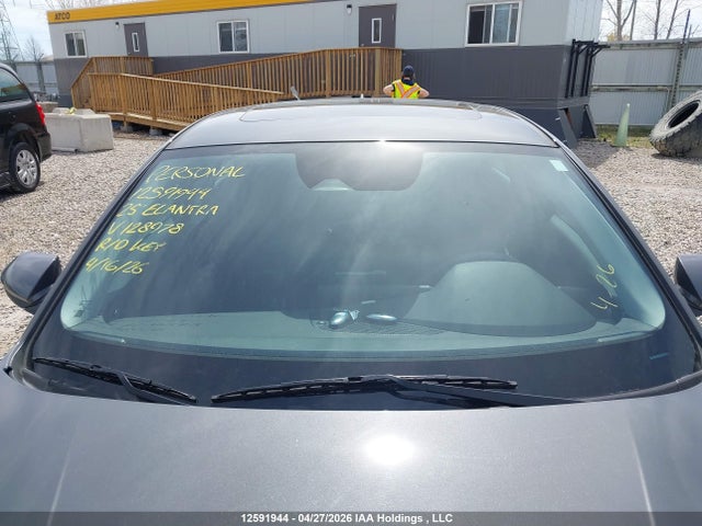 2025 Hyundai Elantra Luxury Hybrid მანქანა იყიდება აუქციონზე, vin: KMHLN4DJ9SU128978, აუქციონის ნომერი: 12591944
