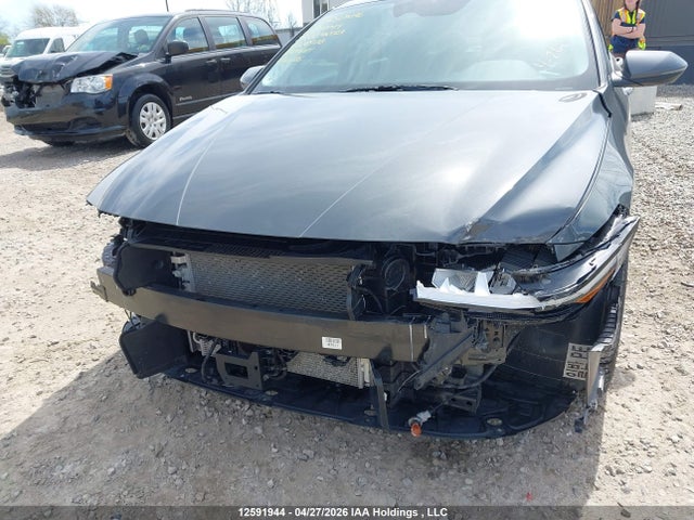 2025 Hyundai Elantra Luxury Hybrid მანქანა იყიდება აუქციონზე, vin: KMHLN4DJ9SU128978, აუქციონის ნომერი: 12591944