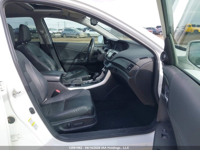 Продаж на аукціоні авто 2015 Honda Accord Touring V6, vin: 1HGCR3F95FA800646, номер лоту: 12591962