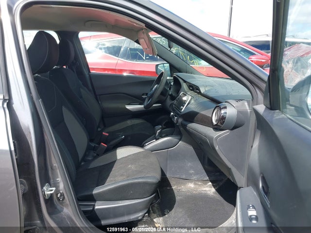 3N1CP5CVXLL579635 Nissan KICKS SV