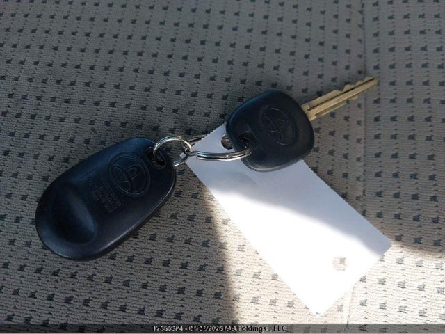 12591972 :رقم المزاد ، 5TDKK4CC5AS303872 vin ، 2010 Toyota Sienna Ce/le مزاد بيع