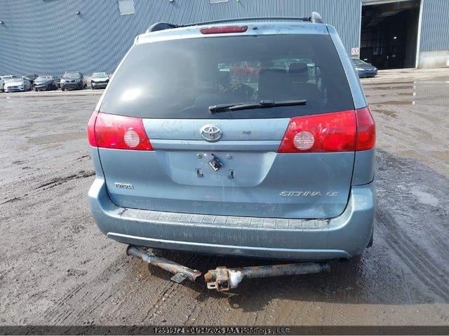 12591972 :رقم المزاد ، 5TDKK4CC5AS303872 vin ، 2010 Toyota Sienna Ce/le مزاد بيع