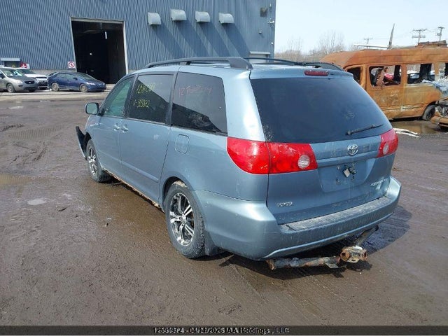 12591972 :رقم المزاد ، 5TDKK4CC5AS303872 vin ، 2010 Toyota Sienna Ce/le مزاد بيع
