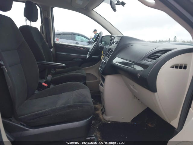 Продажа на аукционе авто 2015 Dodge Grand Caravan Se/sxt, vin: 2C4RDGBG7FR732168, номер лота: 12591992
