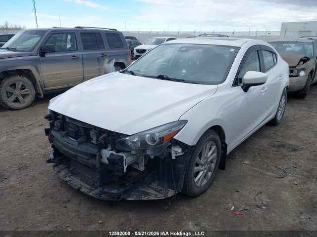 3MZBN1V72JM235727 Mazda 3 Gs